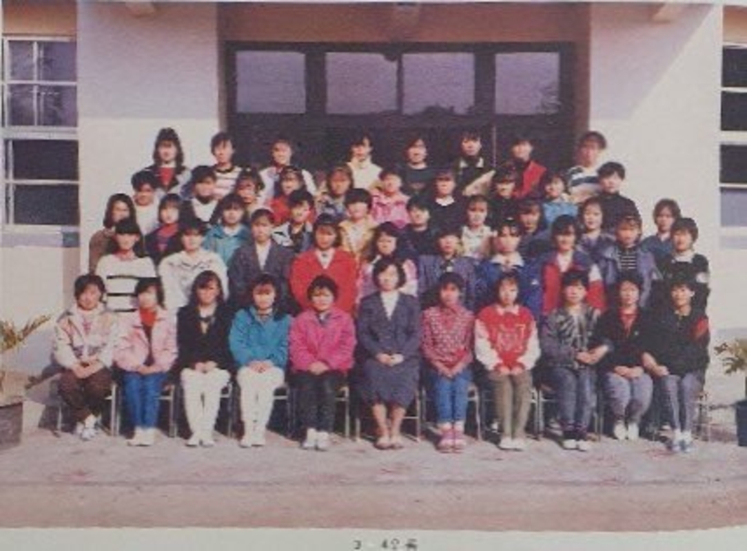 33회 졸업사진 3-4 (1989).jpg
