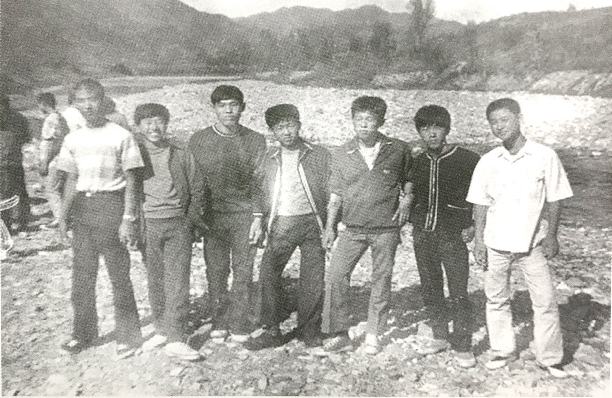 학생들 (1965).jpg