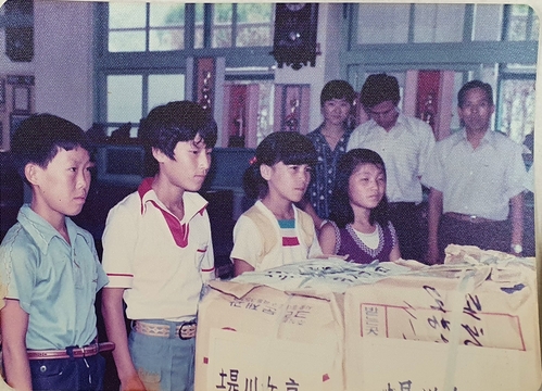 송계초등학교 동산분교 기념사진