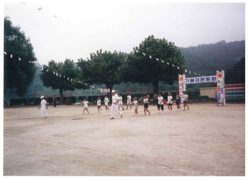 수산초 대전분교 기념사진
