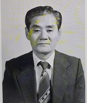 1980년대 교장 및 교감선생님(용산초)-1988.12.31.