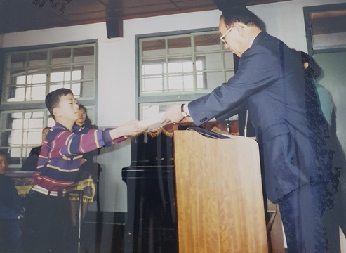 탄부초등학교 사직분교장 제37회 졸업식4(1994)
